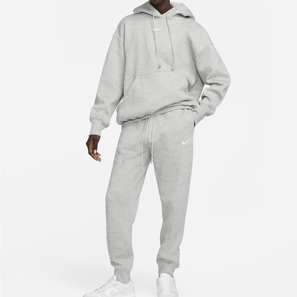 NEW Nike Phoenix Fleece High-Waisted Joggers - Picture 2 of 3